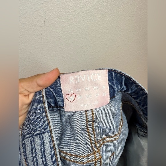 Revice Denim Shorts Size 28 - Picture 3 of 5